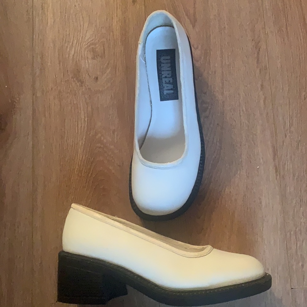 Vintage white chunky heels size 6